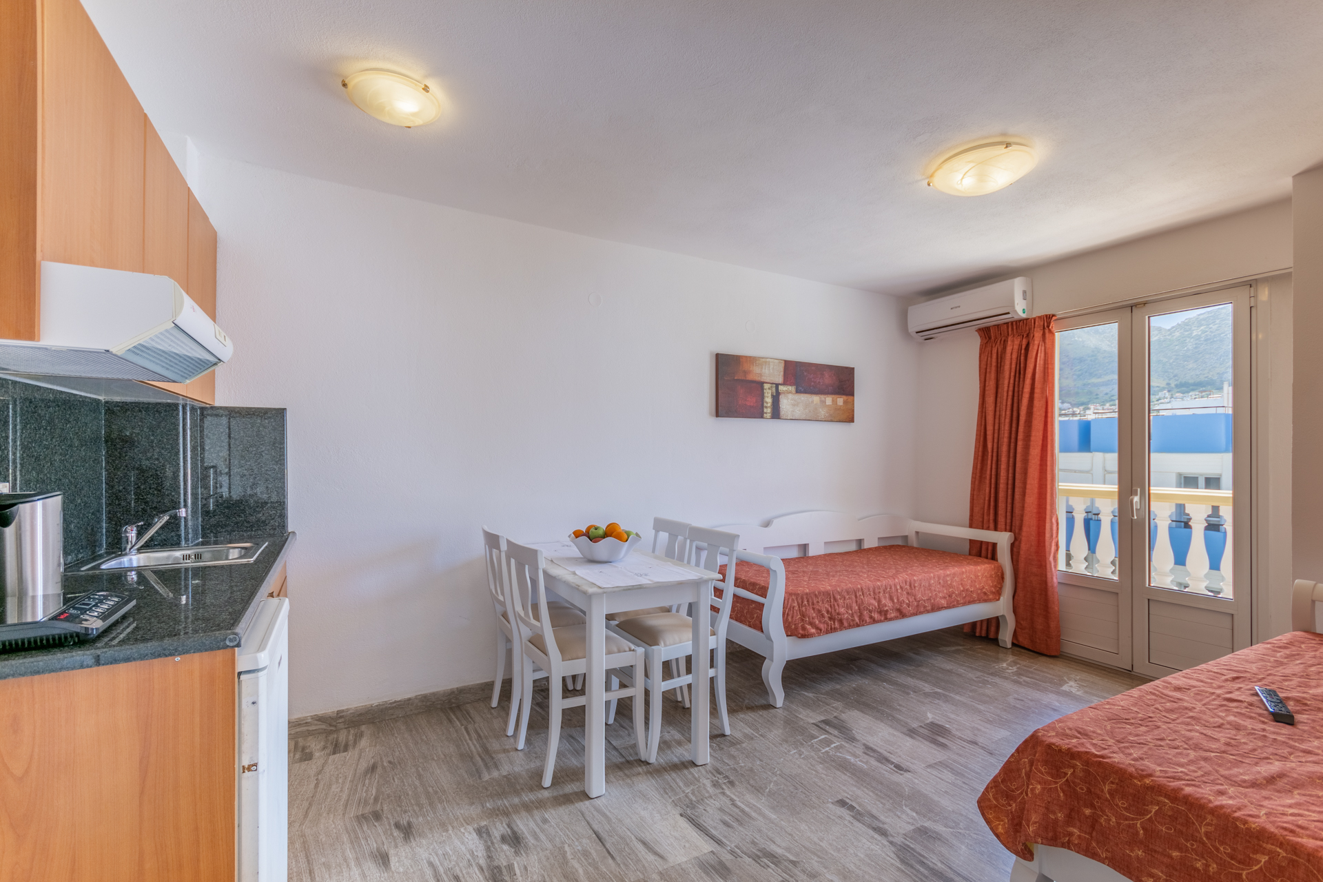 Dionisos Hotel