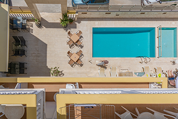 Dionisos Hotel