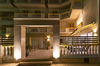 Dionisos Hotel